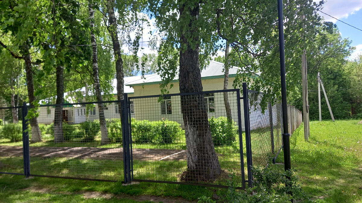 Школа, на месте дома