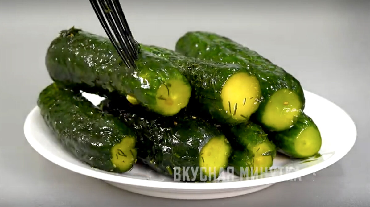 "Сухие" малосольные огурцы: новый вкус (утром готовлю - вечером хрустим ...
