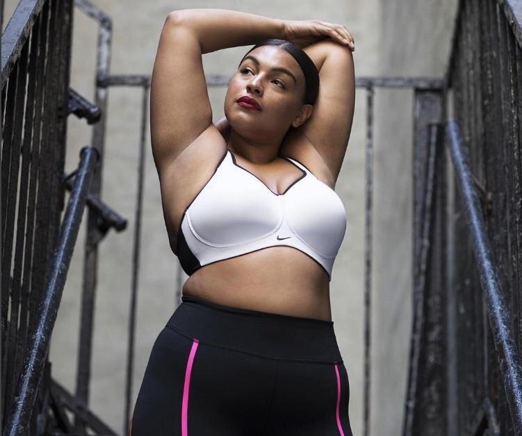 Plus-size модель в рекламной кампании Nike