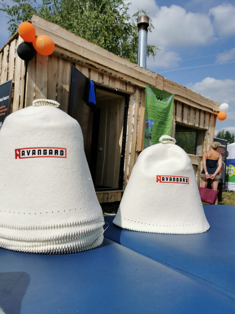 Банные шапки