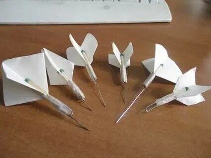 "Эх, молодежь", "А вот в наше детство…" - фразы, которые слышат в свой адрес абсолютно все поколения.-6