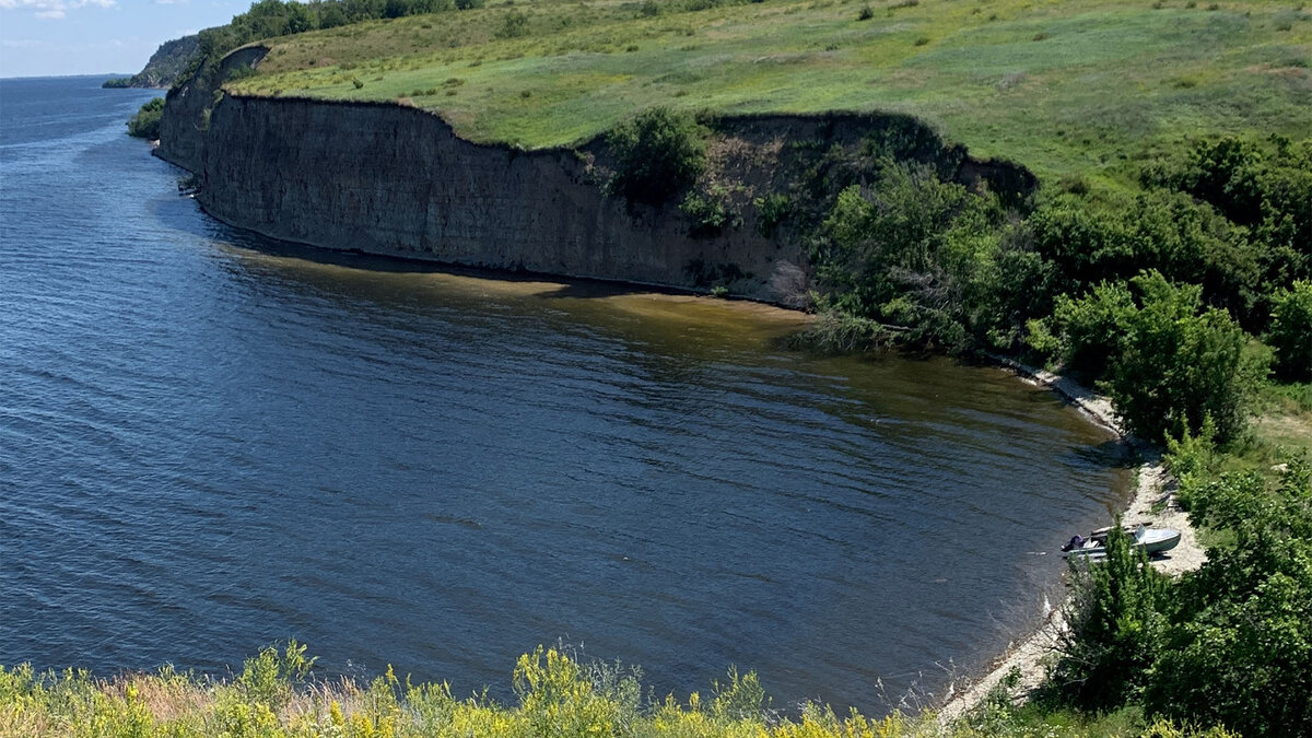 Куда поехать летом к воде? Неземные пейзажи Волгорадской области. Александровский  грабен | Открытие красот России | Дзен