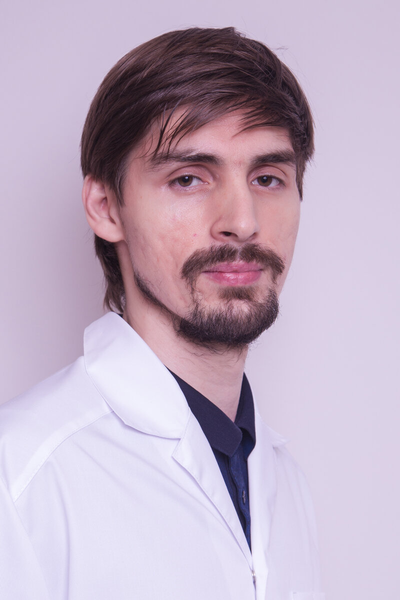 Бессонница. Как уснуть без лекарств? Интервью для портала "Возраст онлайн" Руслана Исаева, врача-невролога, психиатра, сомнолога Российского геронтологического научно-клинического центра.