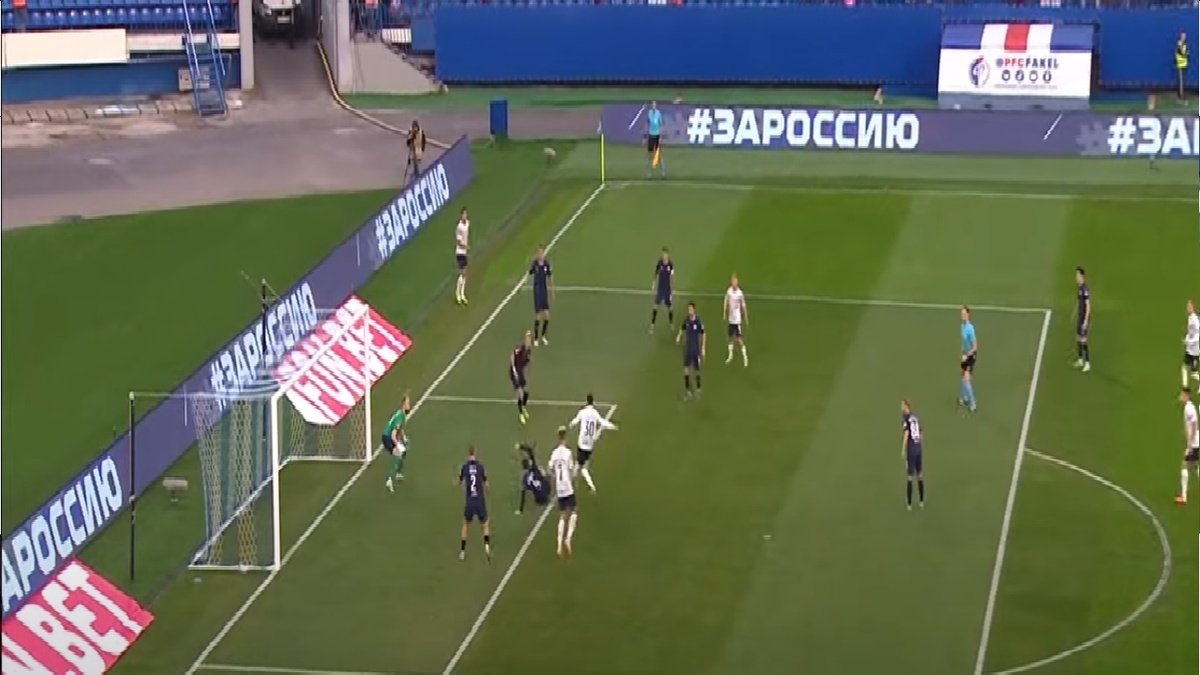 Чиркович забивает гол