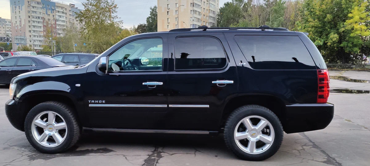 Chevrolet Tahoe III 6at