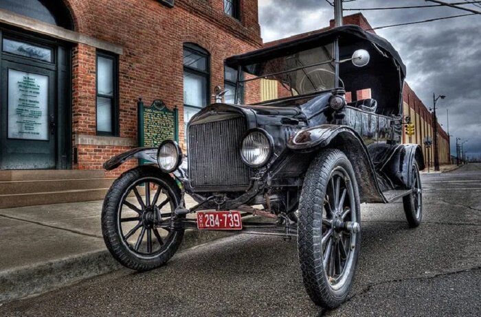 Первые автомобили + шасси и кузова как отдельные элементы производства