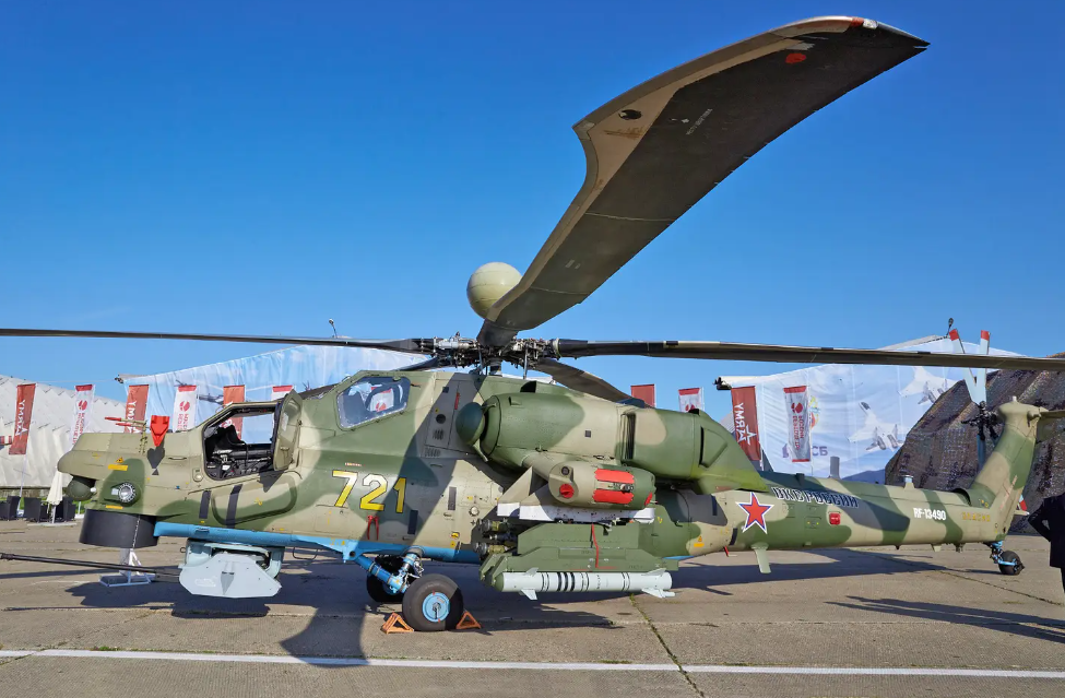 Изделие 305 лмур. Лмур. Ракеты россии военные. Лмур. Вертолет с ракетами.