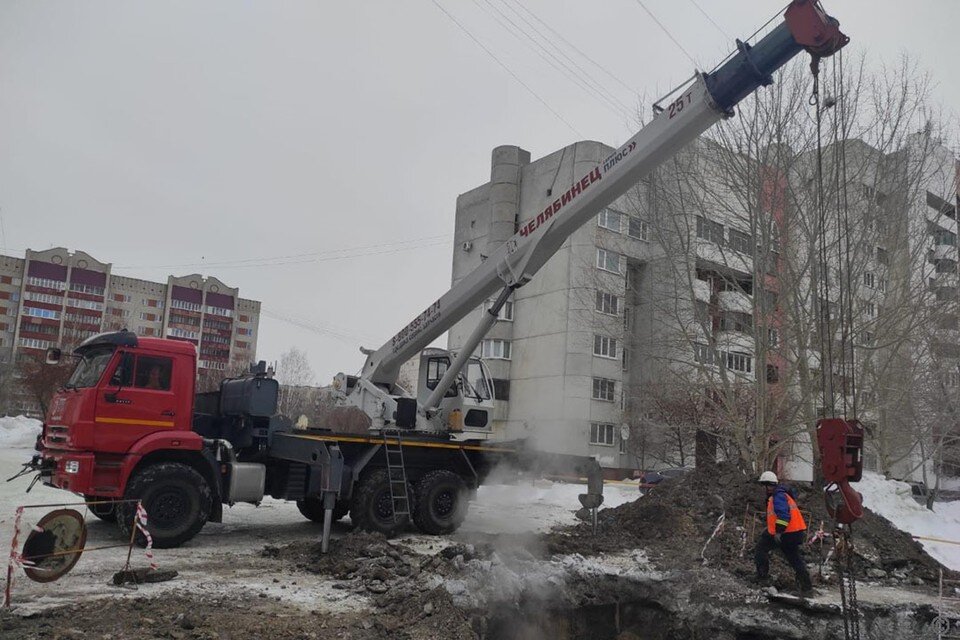     Аварийные бригады устраняют порыв  пресс-службы администрации Барнаула
