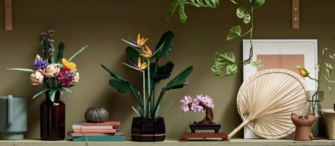 Превью с сайта Lego