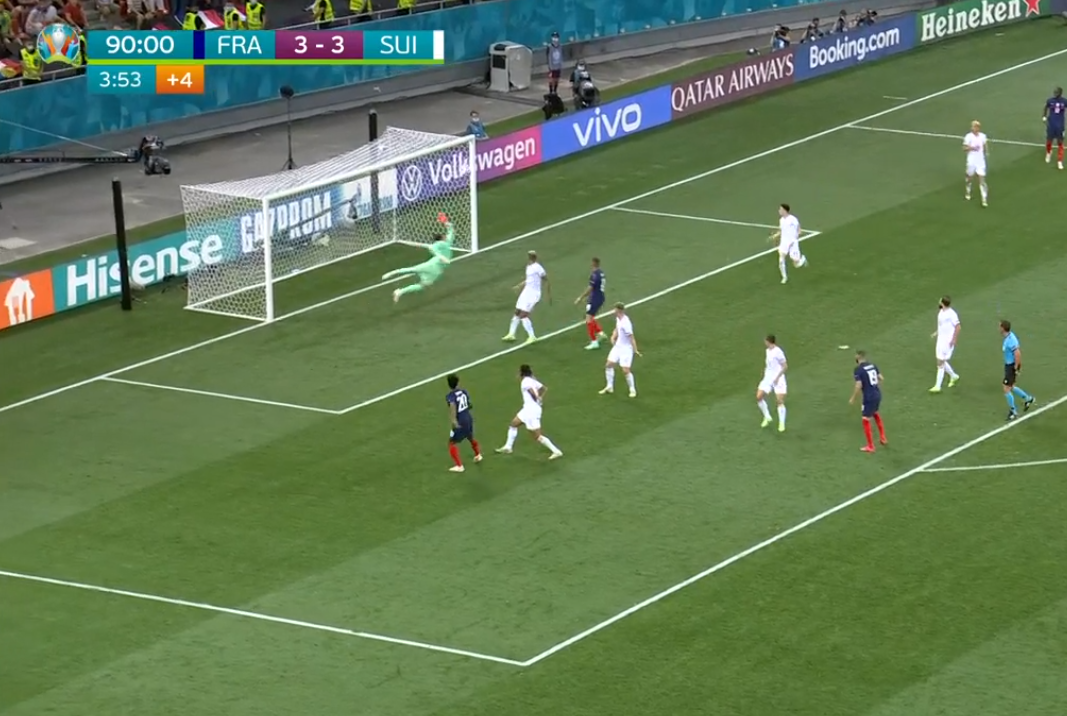 Перекладина, молодой француз не попал в створ ворот