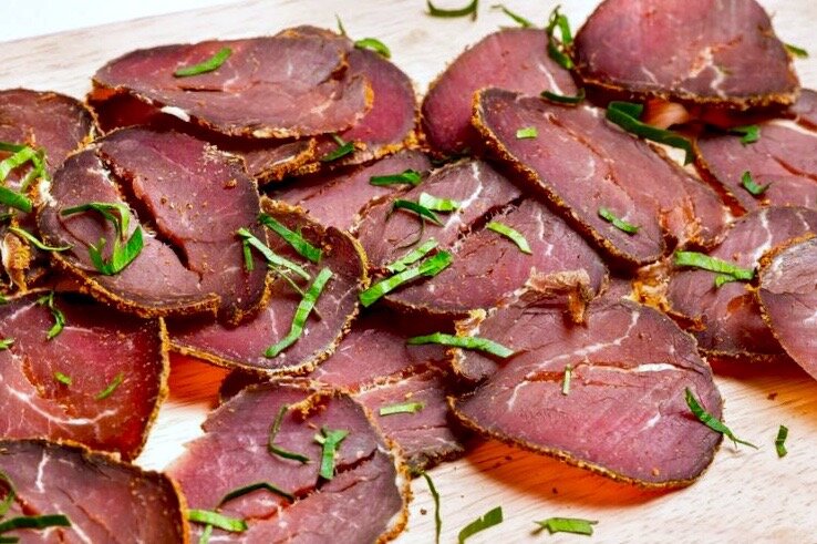 Бастурма из свинины - 5 рецептов в домашних условиях с пошаговыми фото
