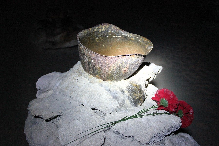 Фото: https://mirputeshestvij.mediasole.ru/krym_temnota_adzhimushkaya