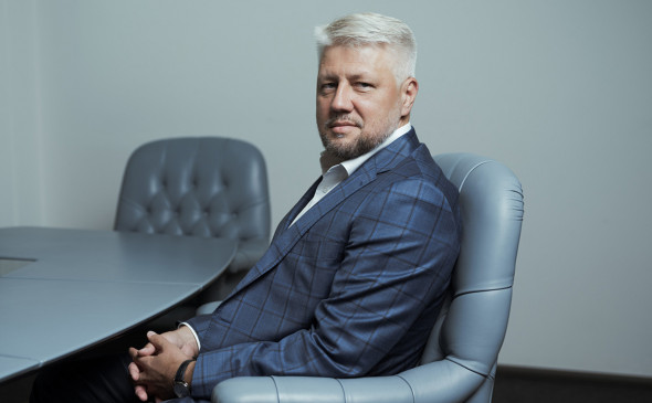 Евгений Михайлов (Фото: Стоян Васев для РБК) 
Источник URL: https://www.rbc.ru/business/29/07/2021/61019e7b9a794748350eaf0d