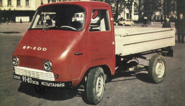 ЭТ-600 советский грузовик с передним приводом. https://images.app.goo.gl/XzKV7QjBKRu8b7mk9