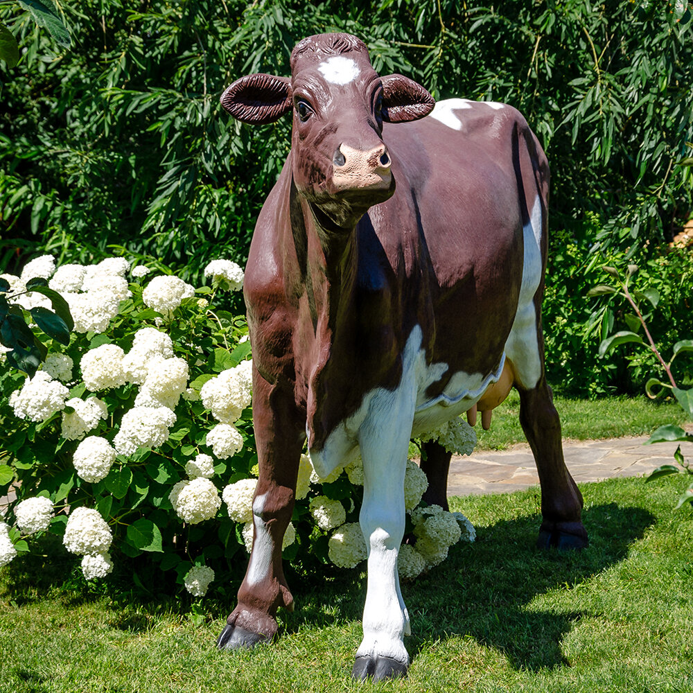 Рекламная фигура корова