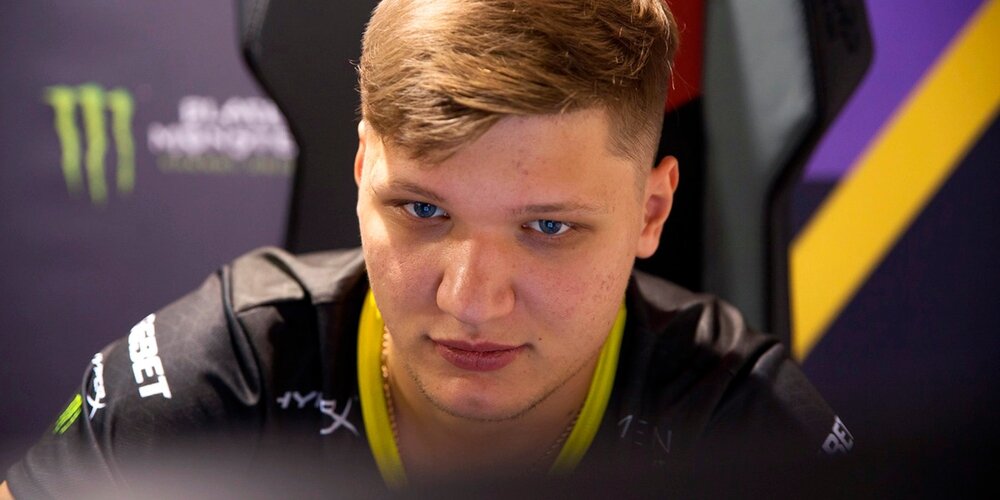 Ранее s1mple стал лучшим игроком 2021 года в CS:GO по версии HLTV.org. Рейтинг киберспортсмена составил 1,35.