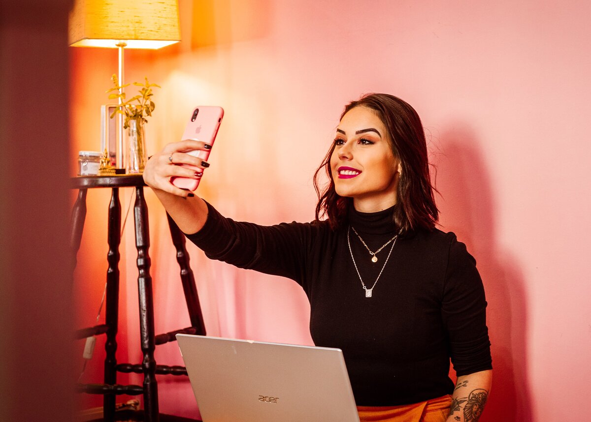    Начинайте снимать клипы, пока это не стало мейнстримом / Фото: unsplash.com