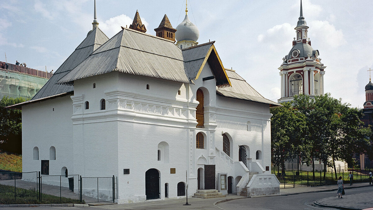 Старый Английский двор в Москве.
