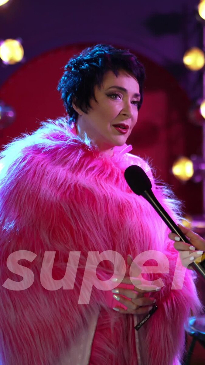    Лолита рассказала, как выйти из депрессии после расставания с парнем Видео: Super.ru