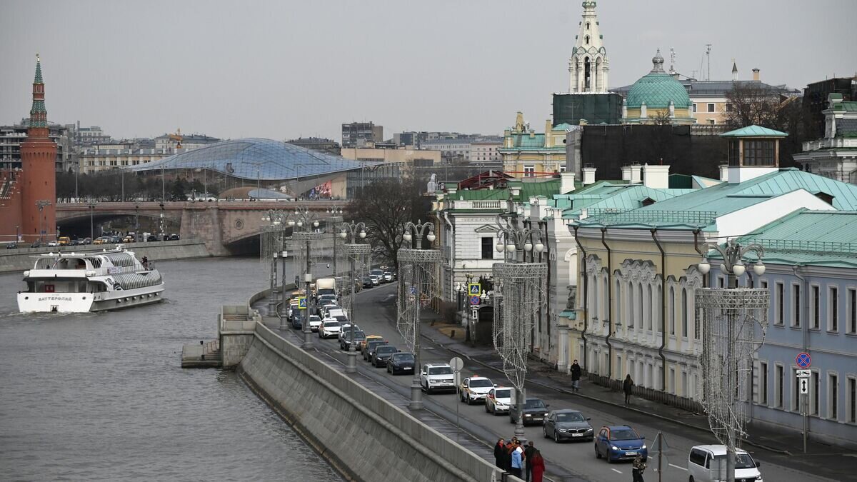    Софийская набережная в Москве© РИА Новости / Максим Блинов