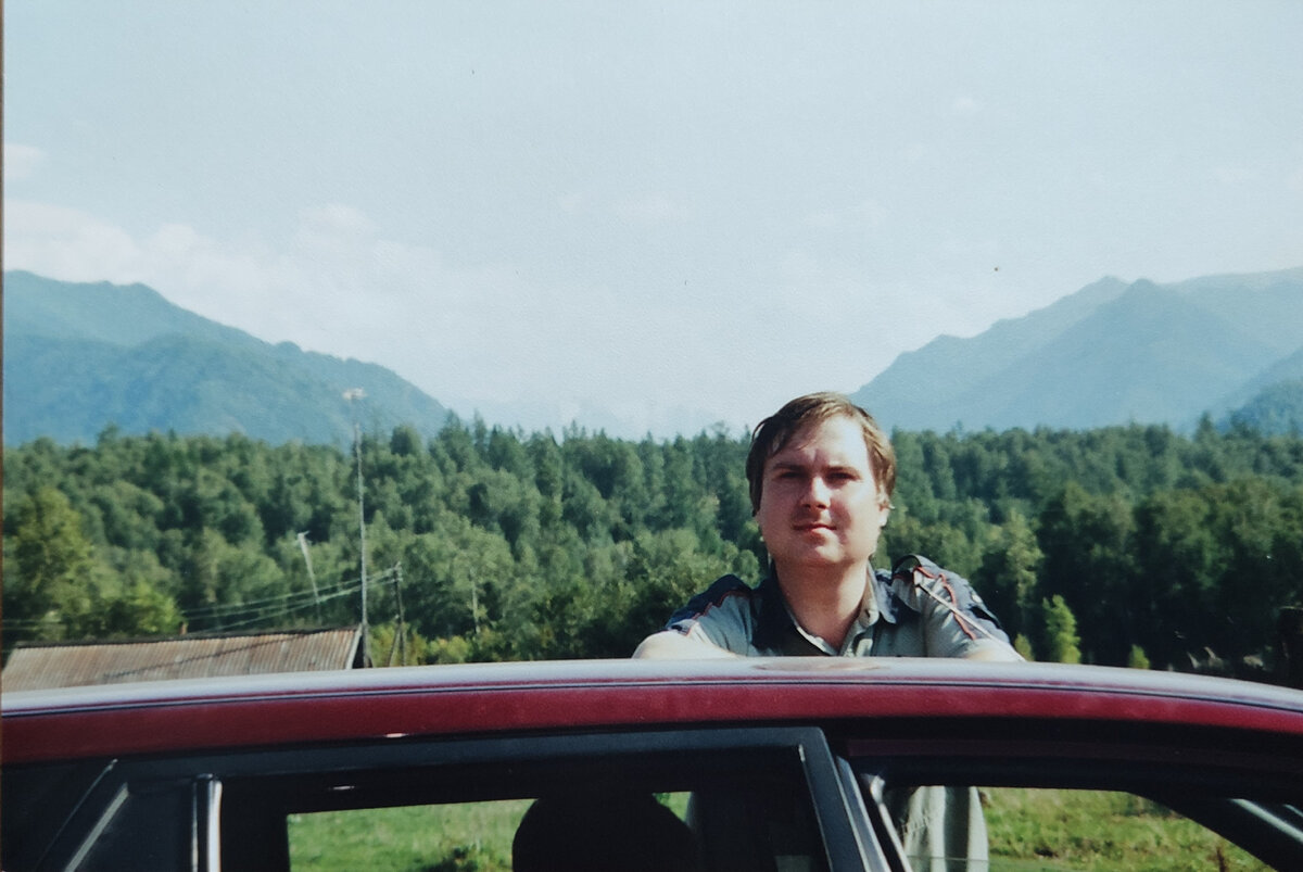 Подозрительно молодой 16,5 лет назад