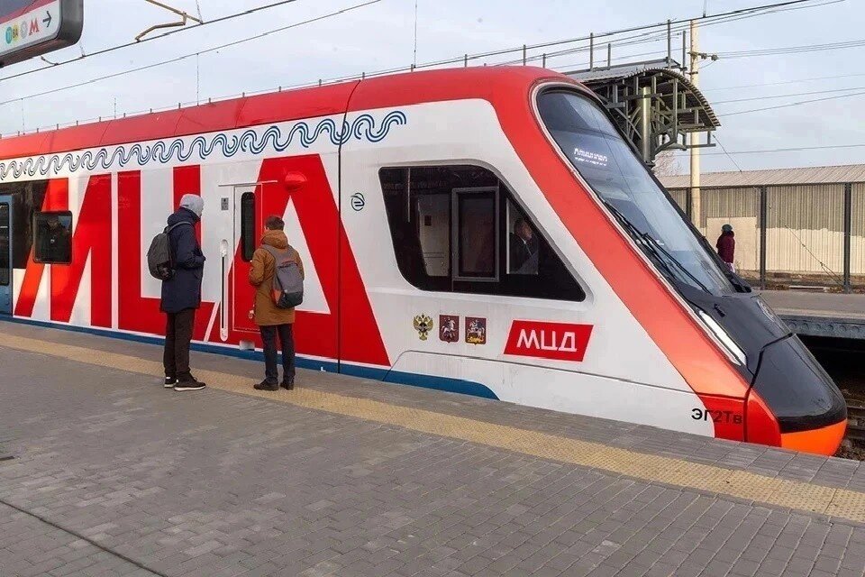     На МЦД-2 задерживаются три поезда Михаил ФРОЛОВ