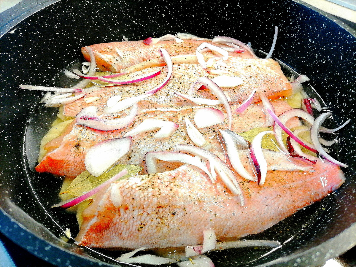 Рецепты морского окуня с фото пошагово. Рыба по карельски. Картофельный окунь.