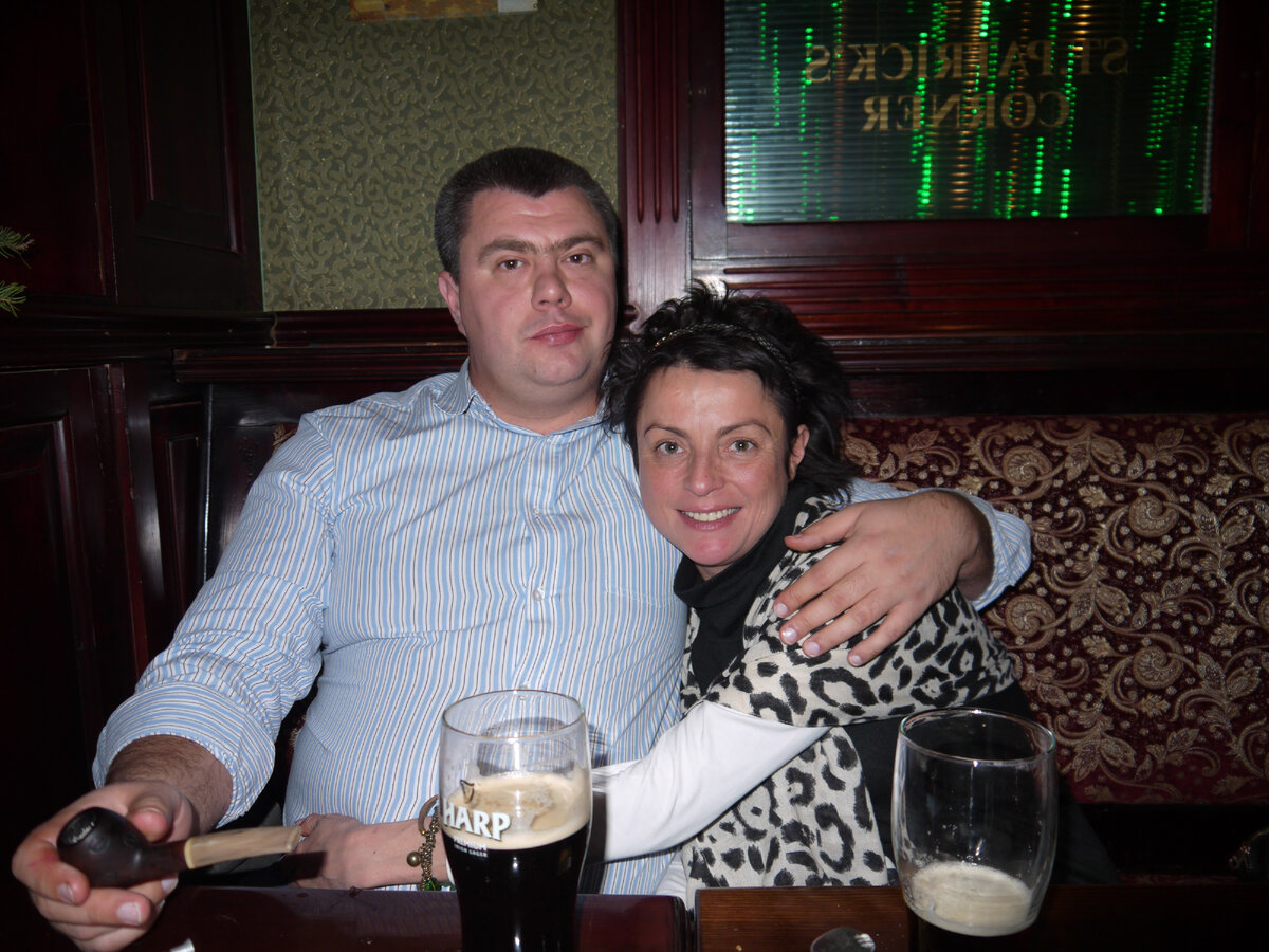 С любимой женой, я 140 кг