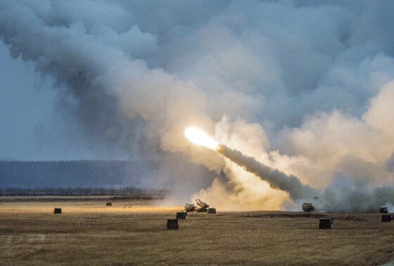    Реактивная система залпового огня HIMARS