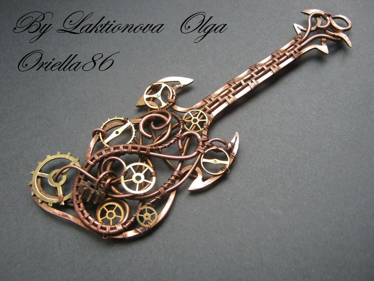 Кулон - гитара в стиле стимпанк