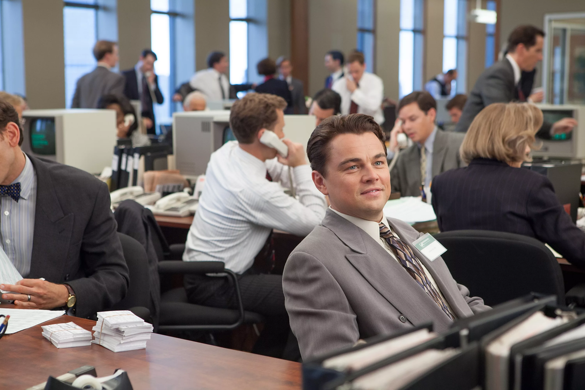 Другие брокеры. Волк с Уолл-стрит. Волк с Уолл-стрит (2013) the Wolf of Wall Street. Волк с Уолл стрит компания. Джордан белфорт Леонардо ди Каприо
