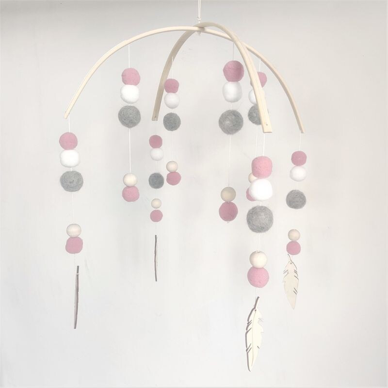 Мобиль с бусинами