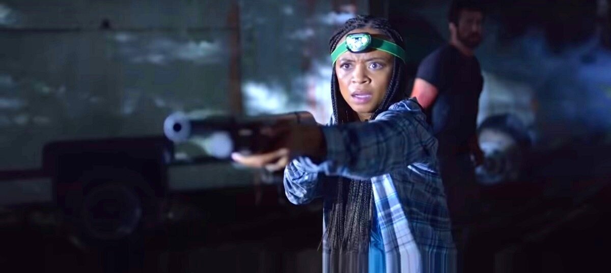 "Месяц в косах не блестит, но фонарь во лбу горит..." А. С. Пушкин... ну почти. 