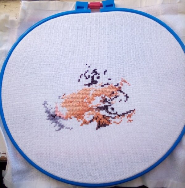 А тут уже есть глаза...