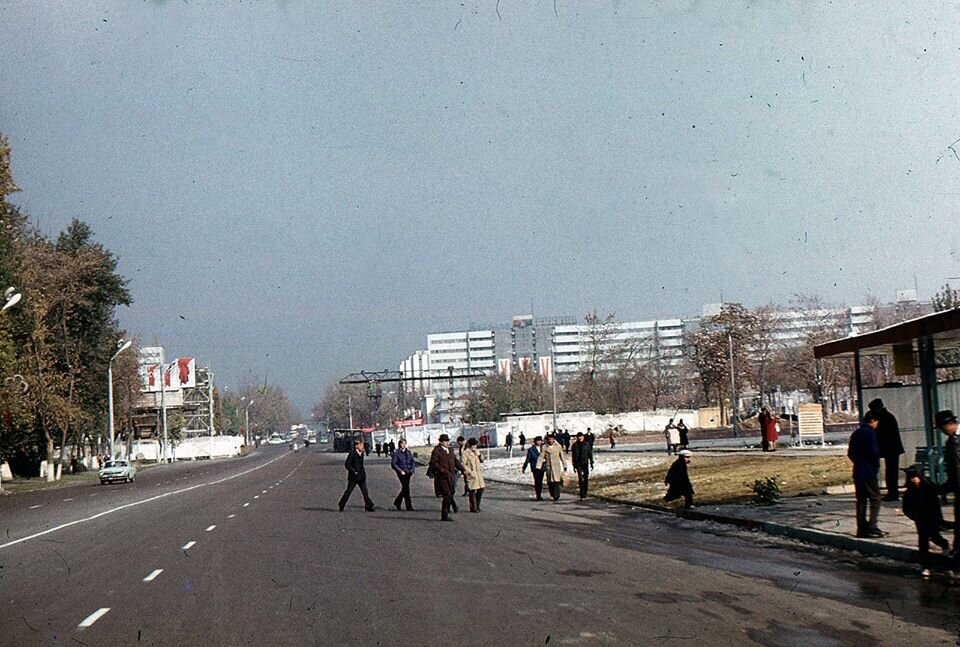 1975 г. метро еще строится фото в св. пр.