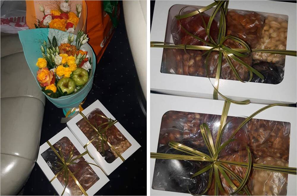 Это подарки воспитателям в сад — орешки и витаминные букеты. Родители скидываются по 1500 ₽ в учебный год сразу на все праздники — из этих денег покупают подарки воспитателям и детям. Фото: Максим Савидов