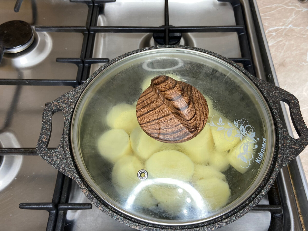 Готовлю картофельное пюре, как никто из знакомых: тот случай, когда пюре исчезает с тарелок первым (делюсь рецептом)