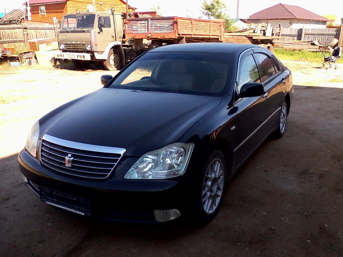 Toyota Crown 2005. Тойота Кроун 2005. Тойота Краун 2005 года. Toyota Crown 2005 черный.