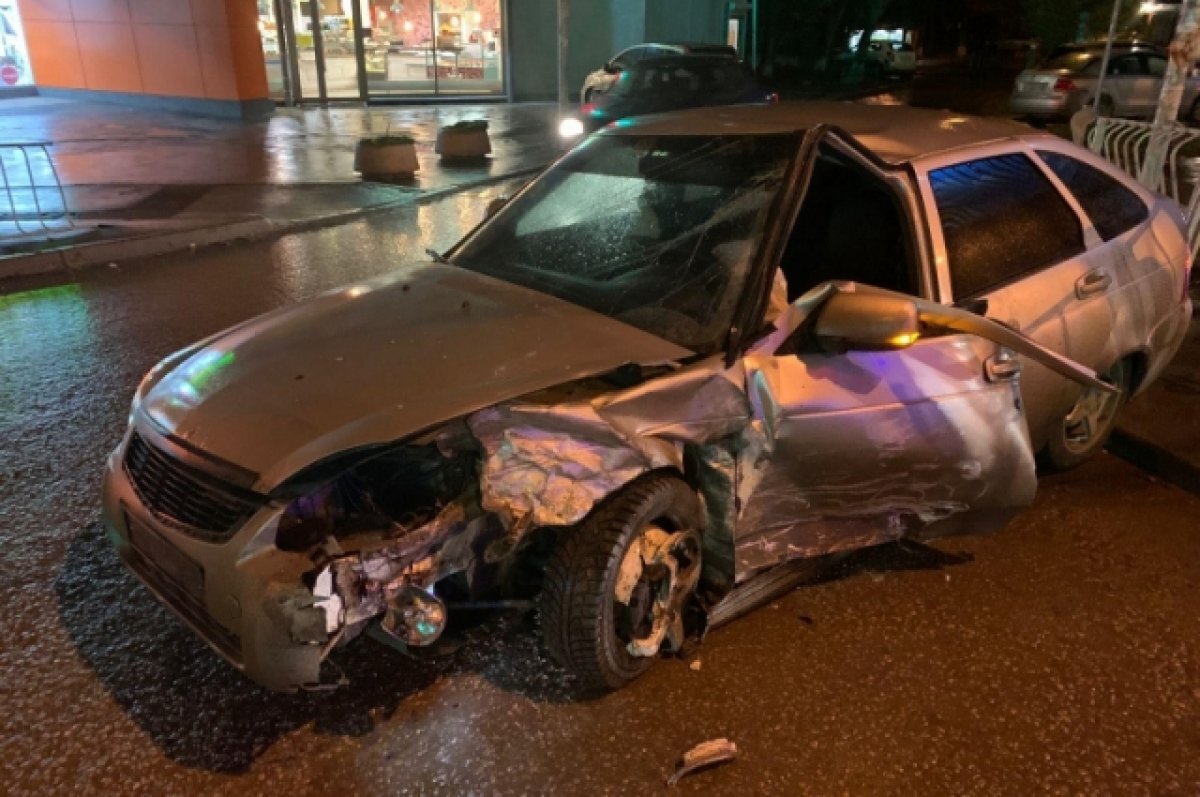    В Самаре водитель выехал на «встречку» и попал в ДТП