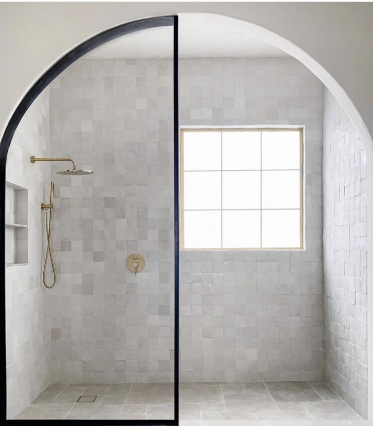 Трендовая плиточка, не уверена, что именно Equipe, но принцип тот же (фото из интернета)