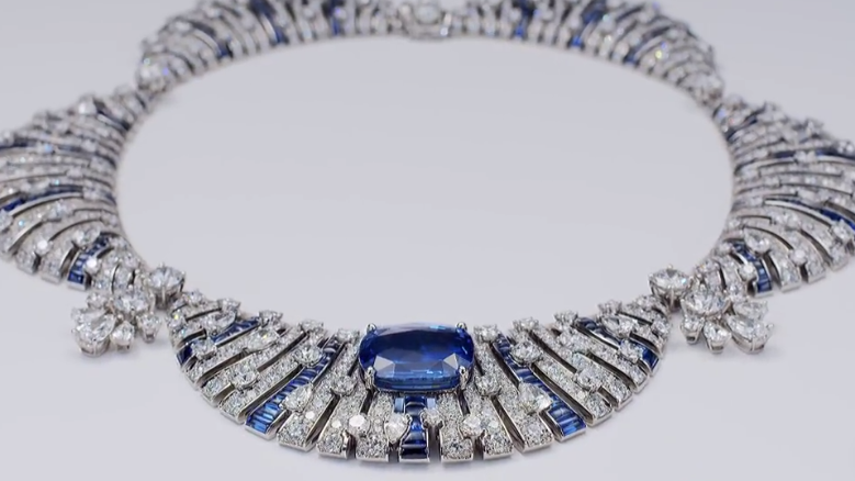 Sapphire Petal Колье