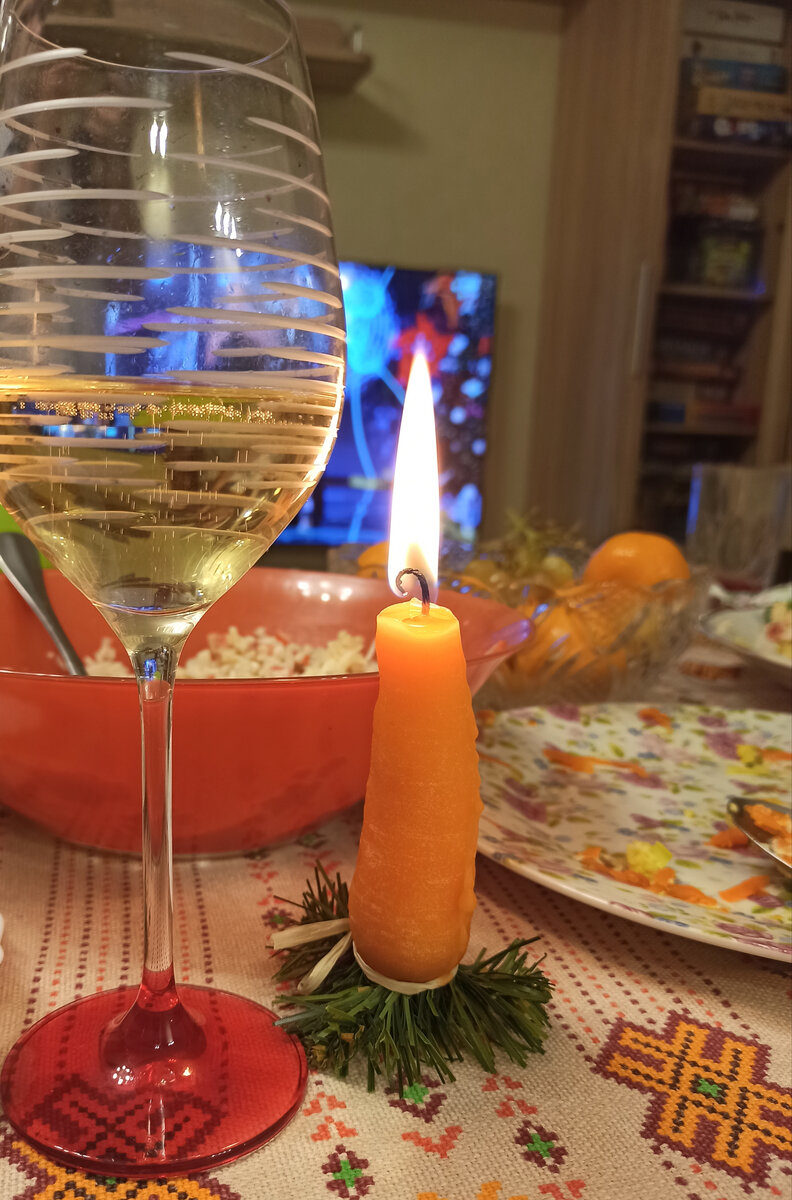 Свеча-морковка