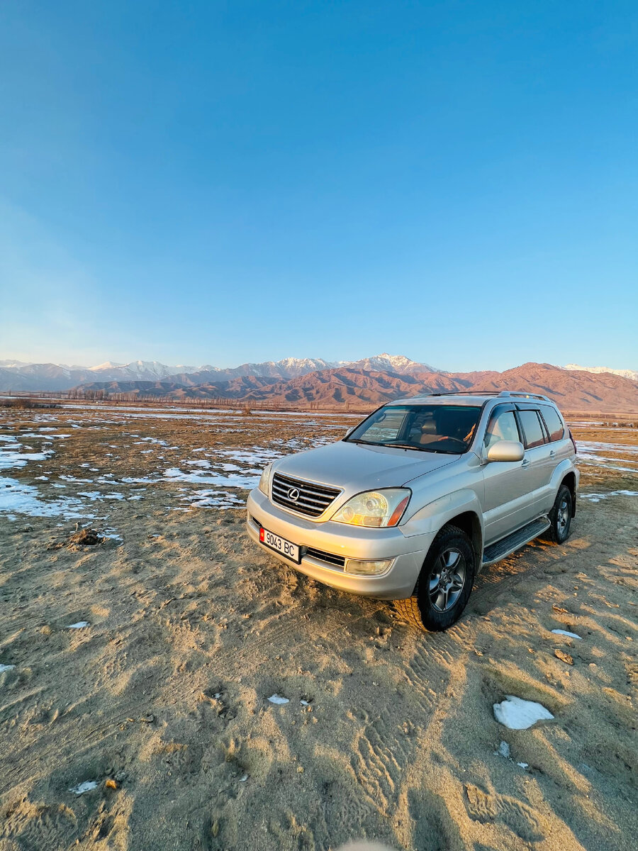 Арендованный Lexus GX470