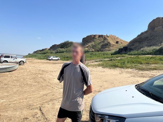     Астраханцу предъявлено обвинение за сбыт наркотических веществ / Пресс-служба УМВД России по Астраханской области