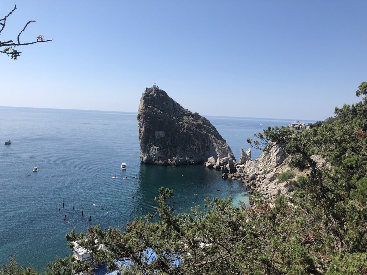 Крым - русская земля. Но признать сей неоспоримый факт телефонные мошенники не могут! Фото: Царьград.