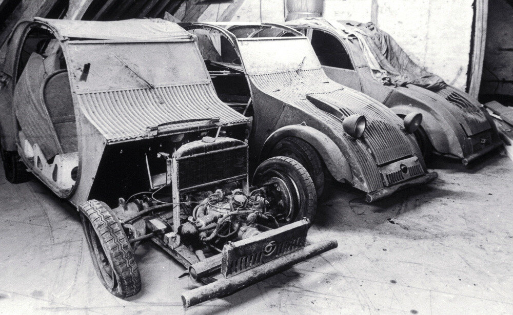 Первые 2CV, прятанные в далеком 1939-40 году. Фотоматериалы взяты из открытого источника yandex.ru