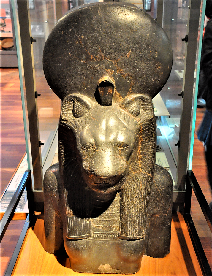 Сочетая Солнце и львицу в богине Сехмет, Египет первым придумал химеру