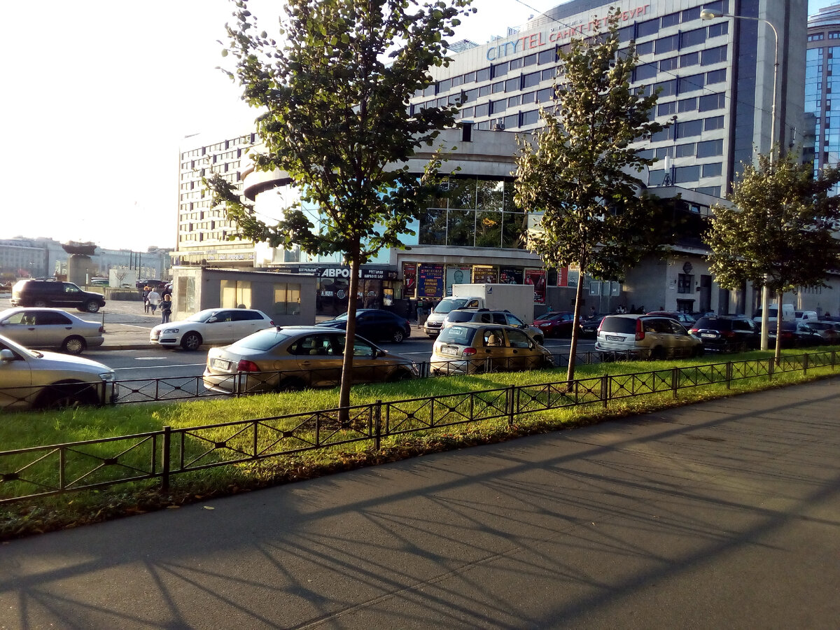 Концертный зал "Аврора". Фото автора.