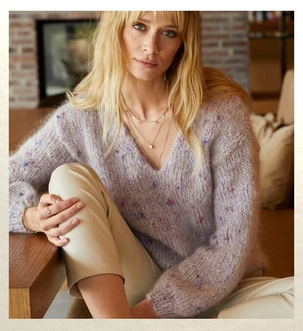 Вязаный пуловер. Фото источник: www.phildar.fr/p/catalogue-n-201-chaleur-d-hiver-p-052913.