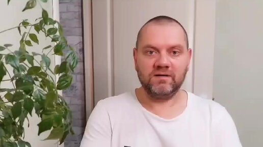 Военкор владлен татарский. Гена лайф. Гена лайф. Гена лайф. Гена лайф.